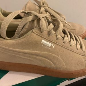 Puma size 6